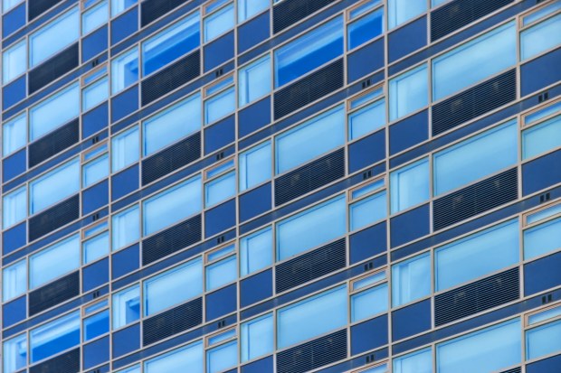 Niagara-2451RadissonHotel&amp;SuitesFallsview copy